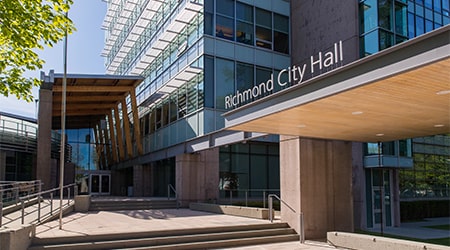 View of east entrance of Richmond City Hall