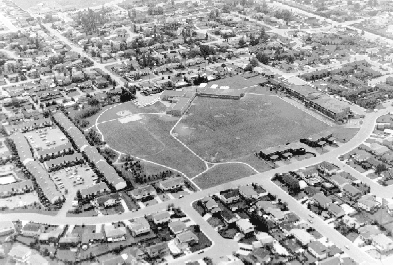 Walter Lee Elementary School, ca. 1977.