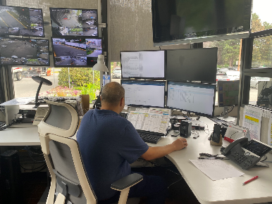 dispatch operator at screens