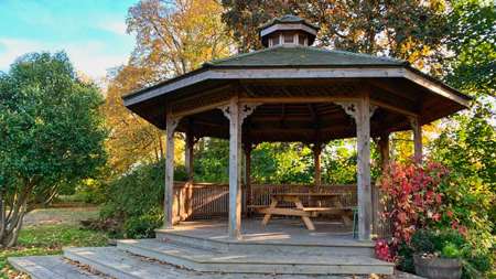 London Farm Gazebo