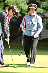 Golfing at West Richmond Pitch & Putt