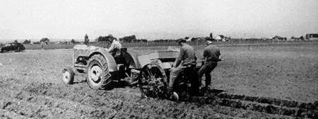 Black and white photo of a tractor