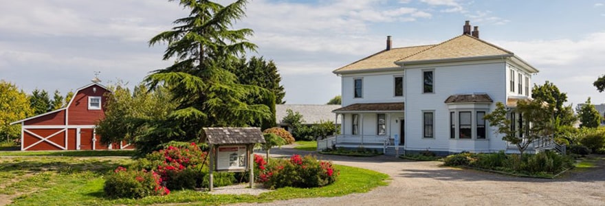 View of London Farm house, building and yard