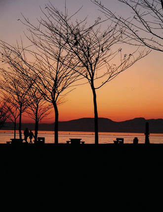 Garry Point Park - view at sunset