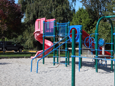 Mitchell Neighbourhood Park - west facing view of playground