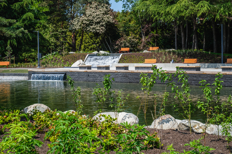 Minoru Lakes waterfall and seating plaza