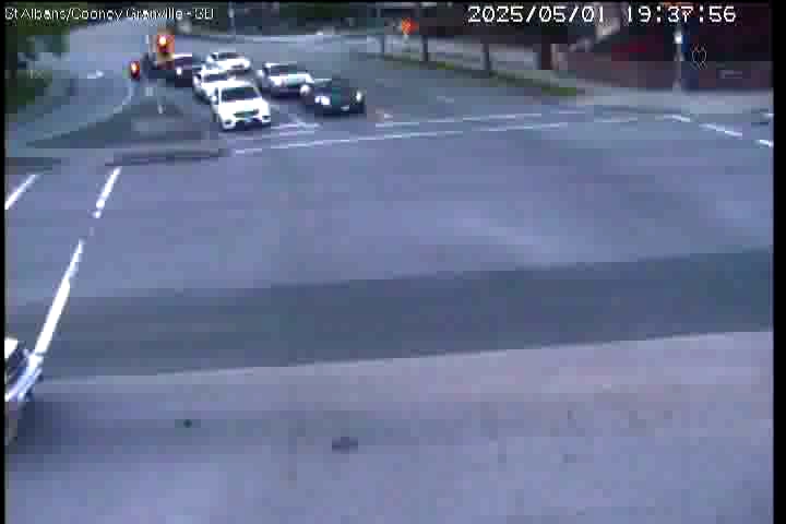 Live Camera Image: St. Albans Road at Granville Avenue Southbound