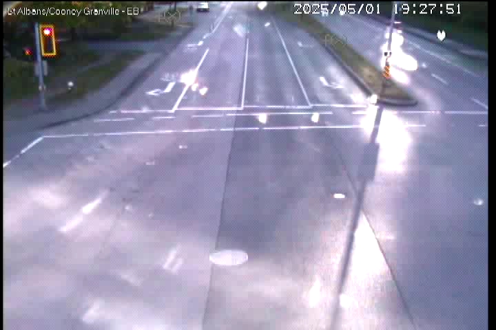 Live Camera Image: St. Albans Road at Granville Avenue Eastbound