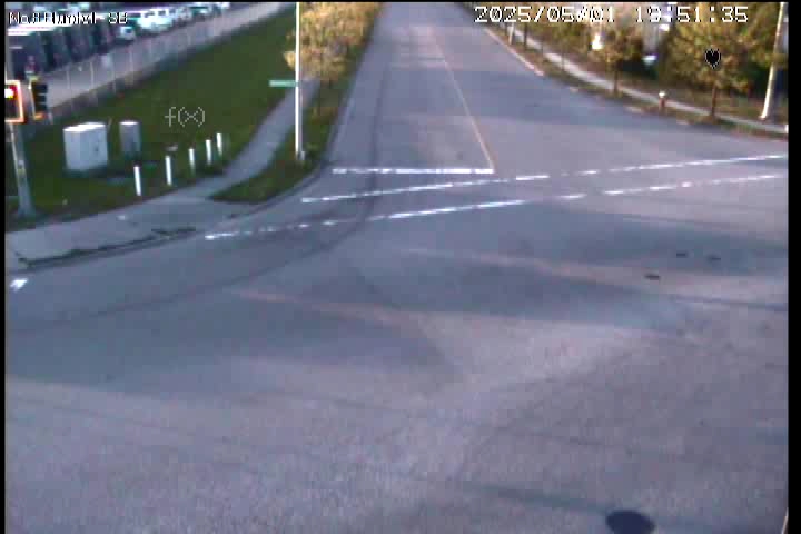 Live Camera Image: No. 8 Road at Blundell Road Southbound Southbound