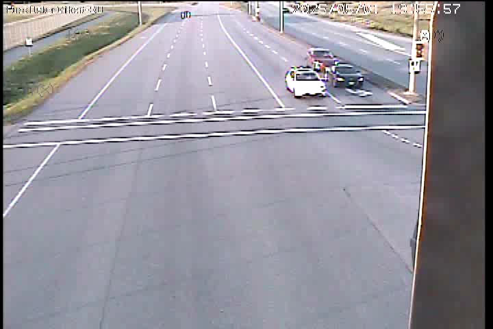 Live Camera Image: Russ Baker Way at Gilbert Road Southbound