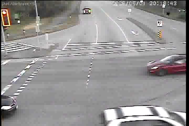 Live Camera Image: Shell Road at Alderbridge Way Northbound