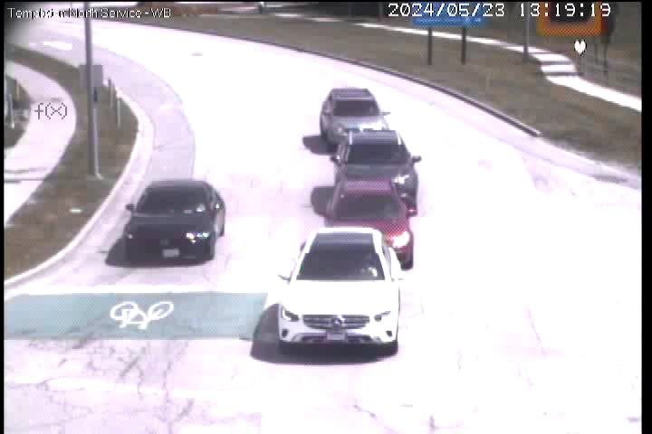 Live Camera Image: Templeton Street at North Service Road Westbound