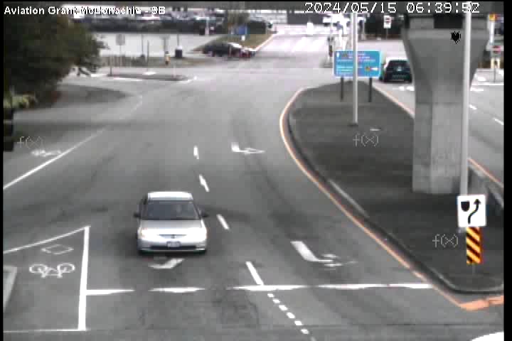 Live Camera Image: Aviation Avenue at Grant McConachie Way Southbound
