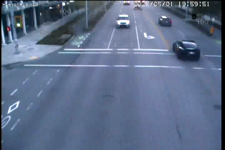 Live Camera Image: Pearson Way at River Road Eastbound