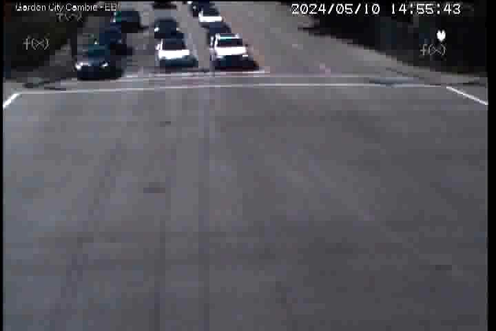 Live Camera Image: Garden City Road at Cambie Road Eastbound
