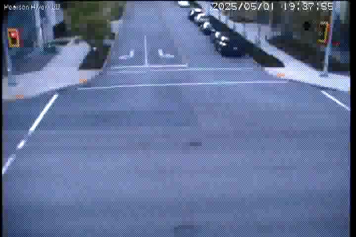 Live Camera Image: Pearson Way at River Road Southbound