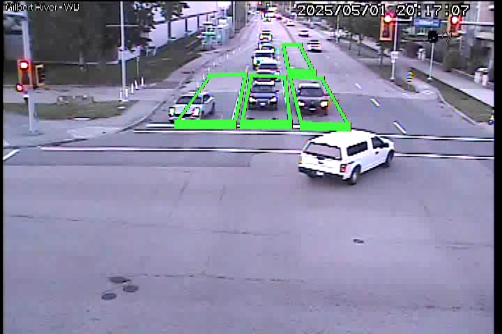 Live Camera Image: Gilbert Road at River Road Westbound