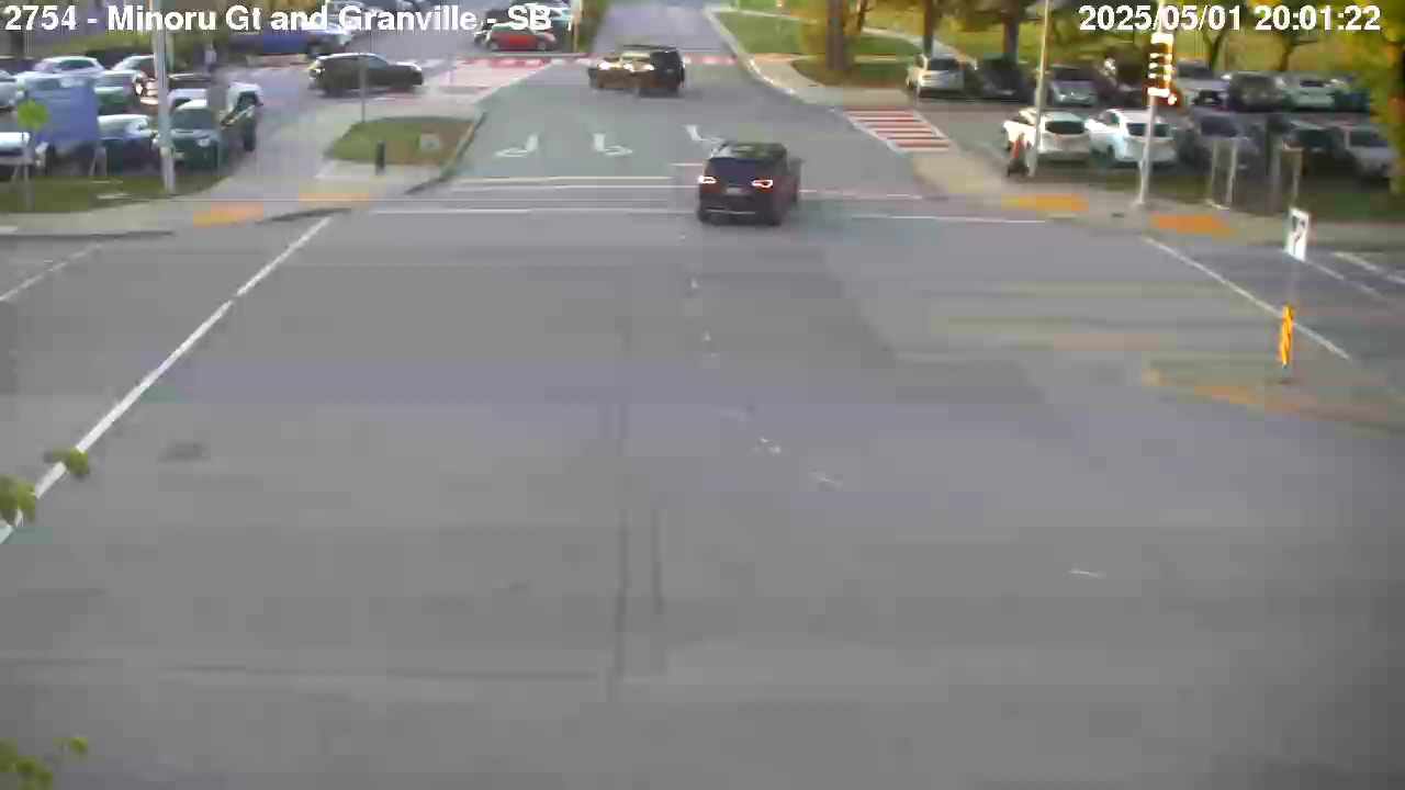 Live Camera Image: Minoru Gate at Granville Avenue Southbound