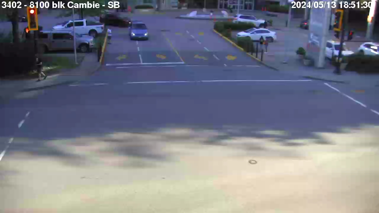 Live Camera Image: 8100 Block at Cambie Road Southbound