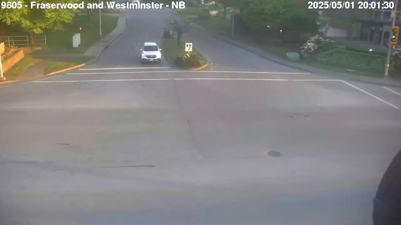 Live Camera Image: Fraserwood Place at Westminster Highway Northbound