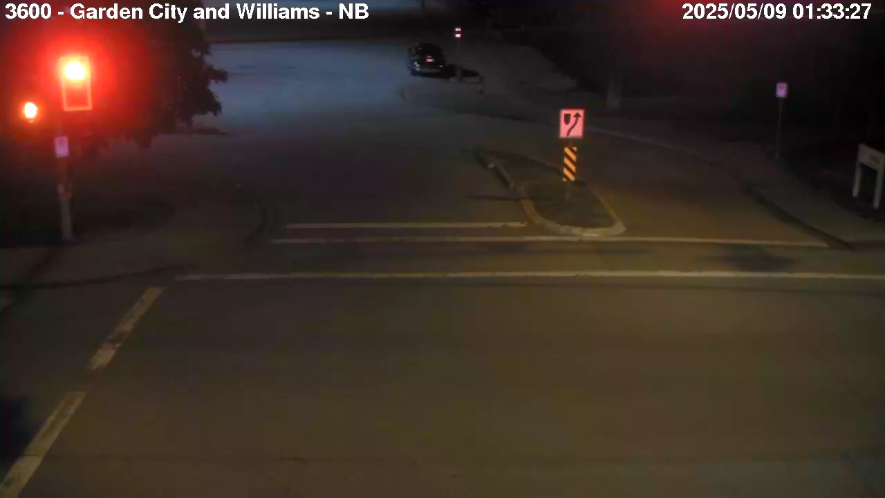 Live Camera Image: Garden City Road at Williams Road