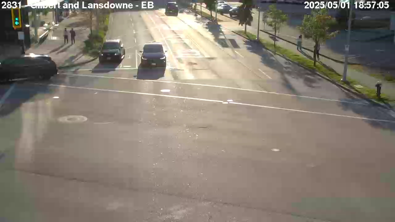 Live Camera Image: Gilbert Road at Lansdowne Road Eastbound