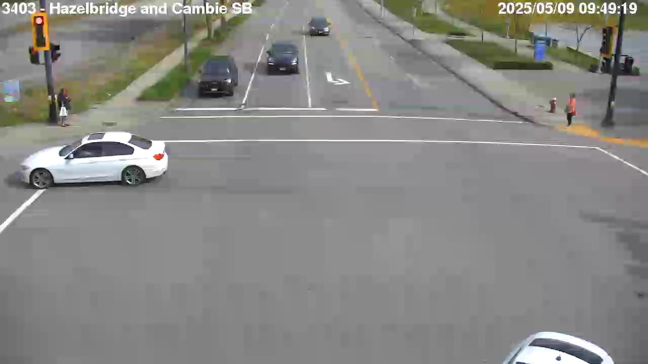 Live Camera Image: Hazelbridge Way at Cambie Road