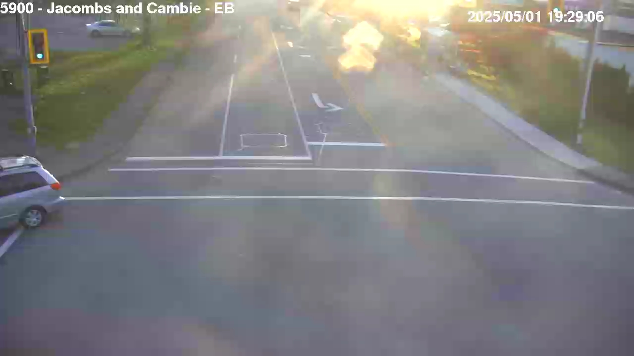 Live Camera Image: Jacombs Road at Cambie Road Eastbound