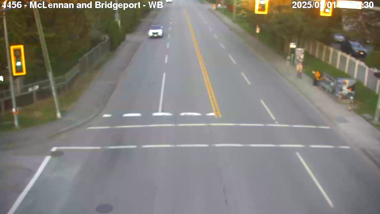 Live Camera Image: McLennan Avenue at Bridgeport Road Westbound