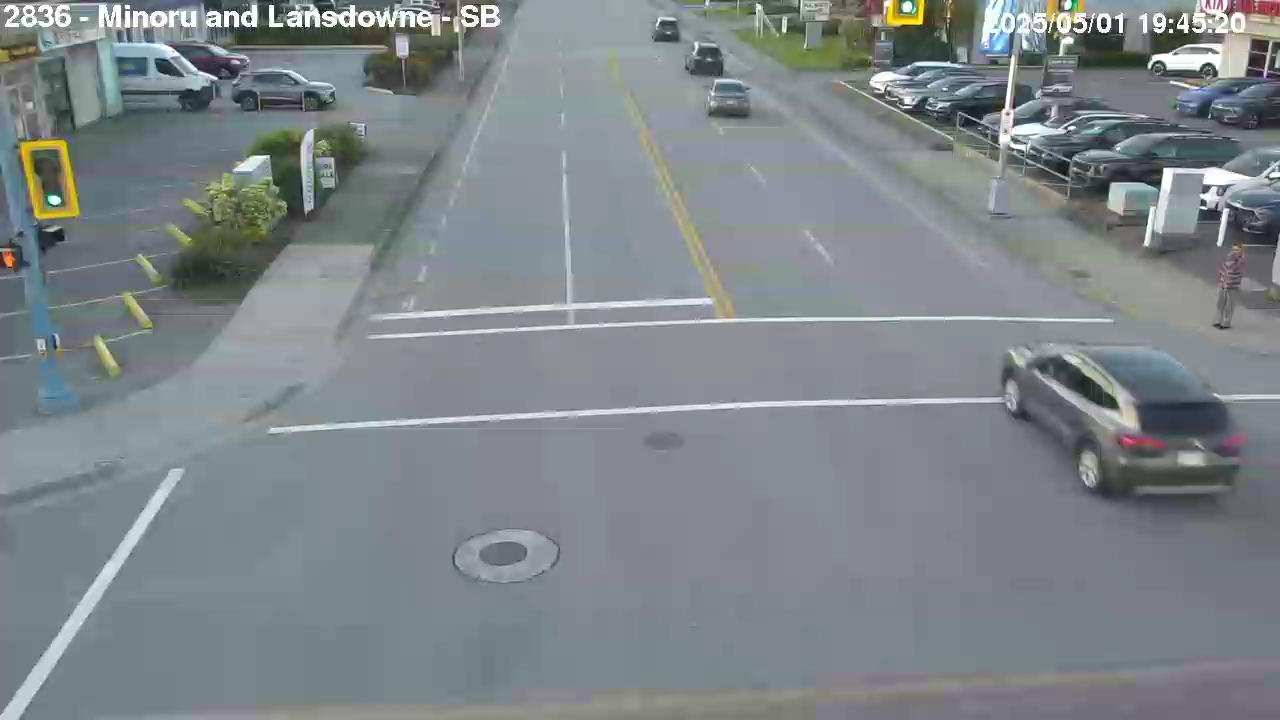 Live Camera Image: Minoru Boulevard at Lansdowne Road Southbound