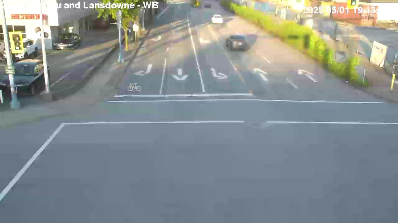 Live Camera Image: Minoru Boulevard at Lansdowne Road Westbound