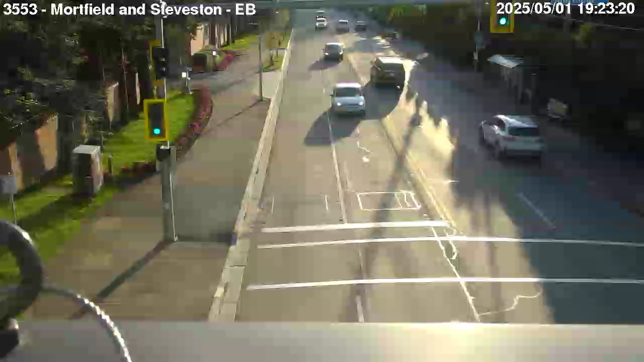 Live Camera Image: Mortfield Gate at Steveston Highway