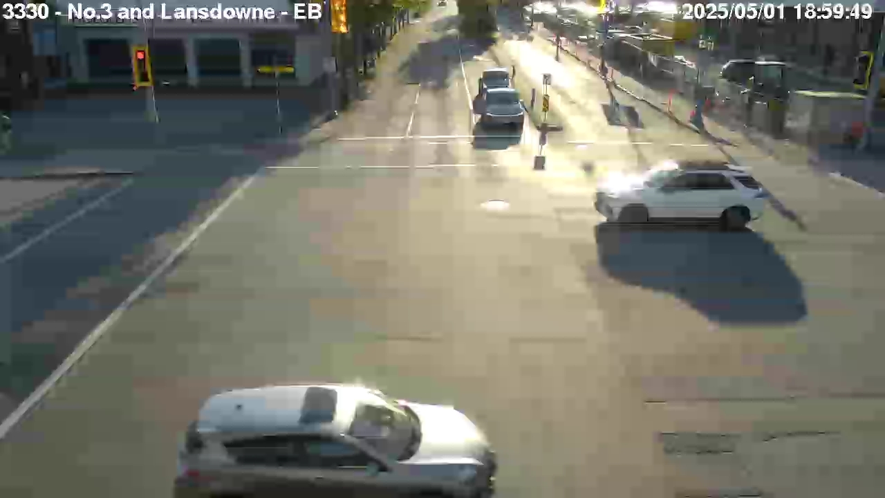 Live Camera Image: No. 3 Road at Lansdowne Road Eastbound