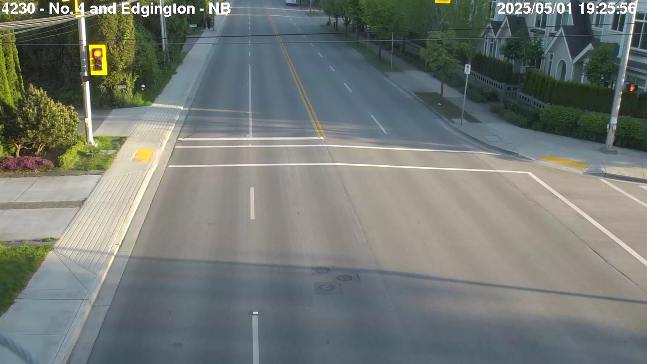 Live Camera Image: No. 4 Road at Edgington Avenue Northbound