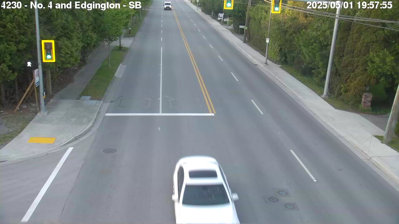 Live Camera Image: No. 4 Road at Edgington Avenue Southbound