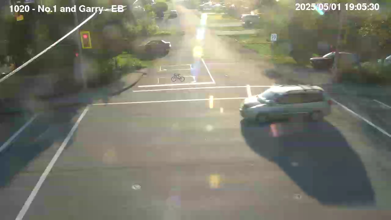 Live Camera Image: No. 1 Road at Garry Street Eastbound