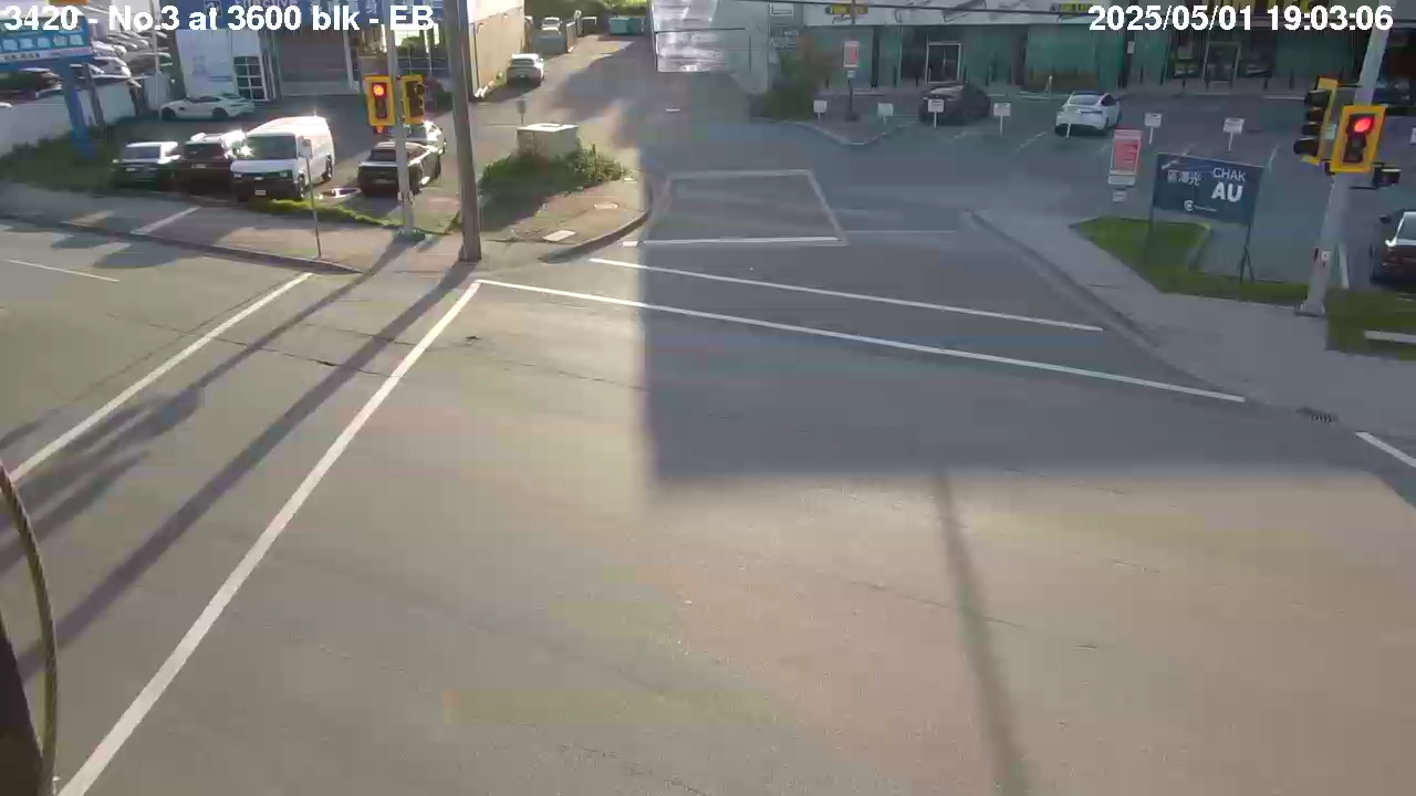 Live Camera Image: No. 3 Road at 3600 block