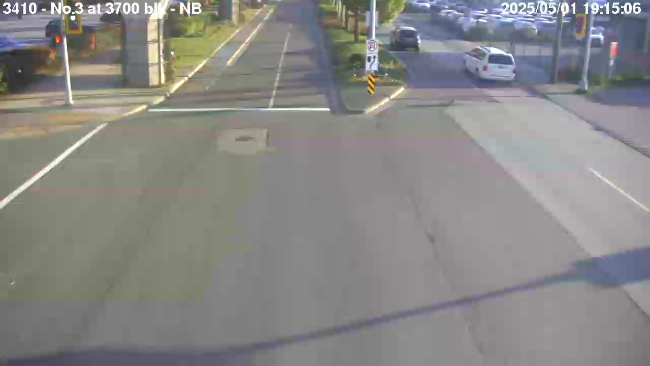 Live Camera Image: No. 3 Road at 3700 block Northbound