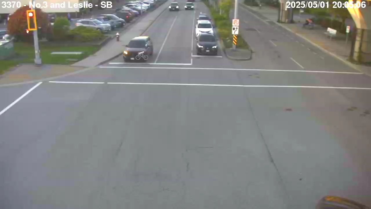 Live Camera Image: No. 3 Road at Leslie Road