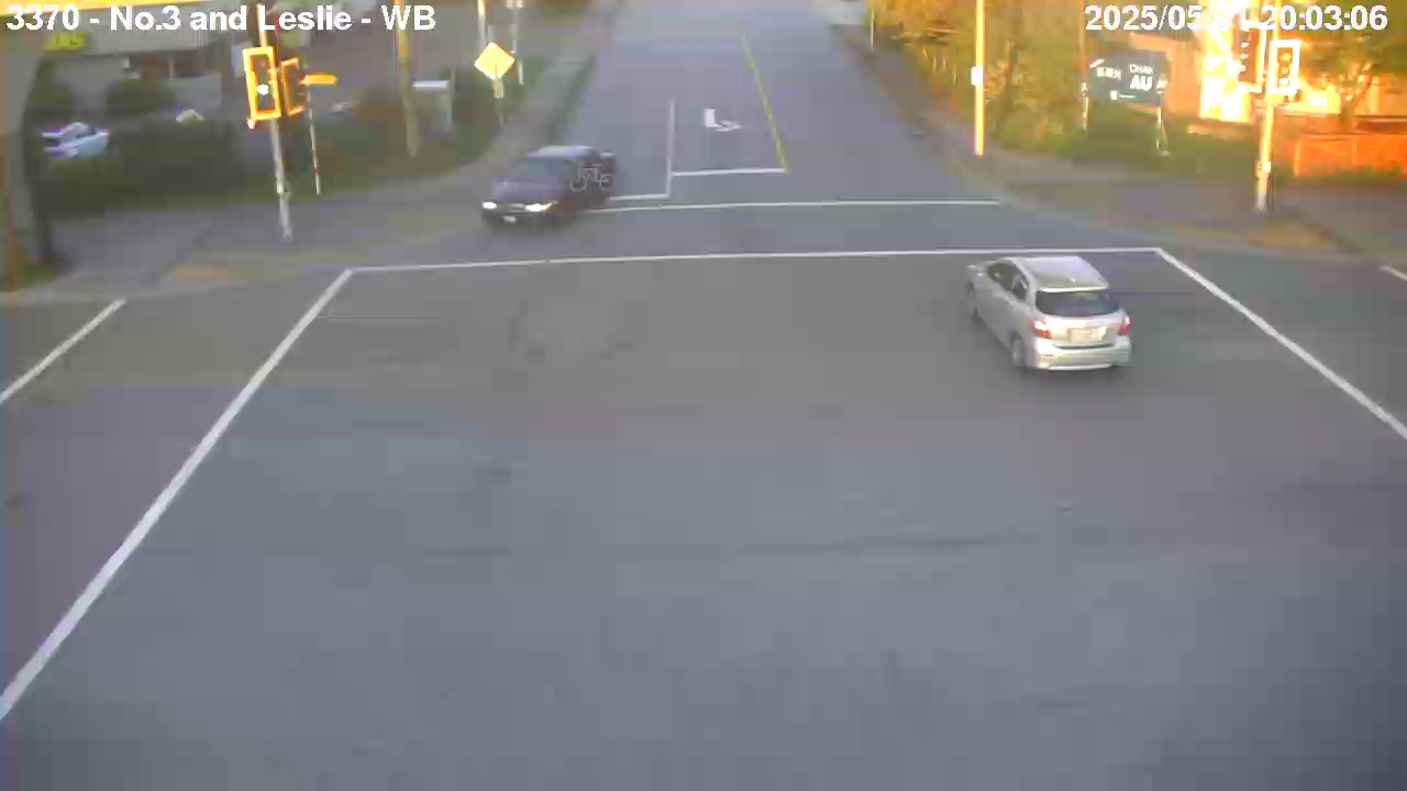 Live Camera Image: No. 3 Road at Leslie Road