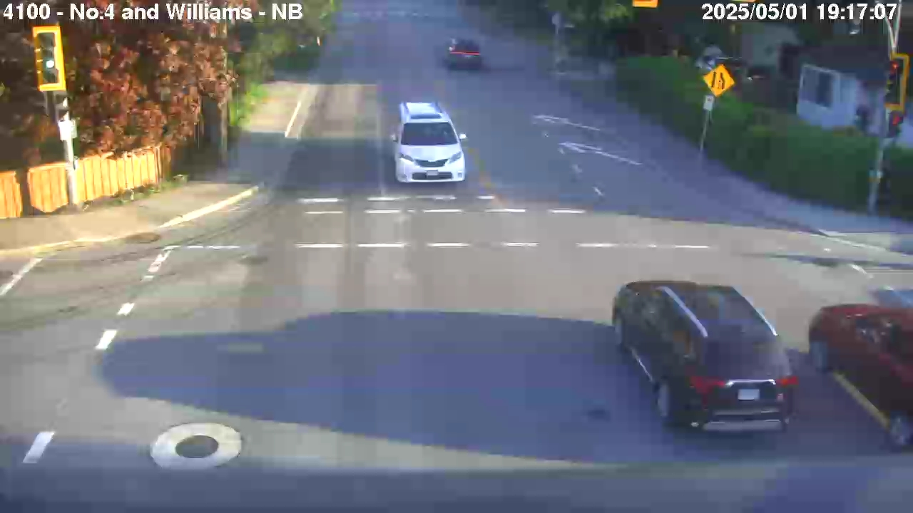 Live Camera Image: No. 4 Road at Williams Road Northbound
