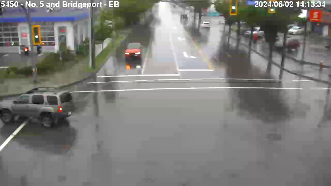 Live Camera Image: No. 5 Road at Bridgeport Road Eastbound