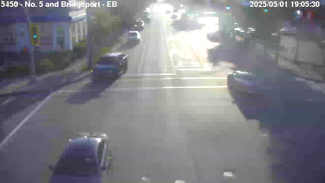 Live Camera Image: No. 5 Road at Bridgeport Road Eastbound