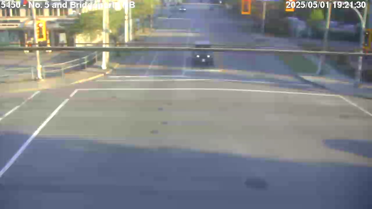 Live Camera Image: No. 5 Road at Bridgeport Road Northbound