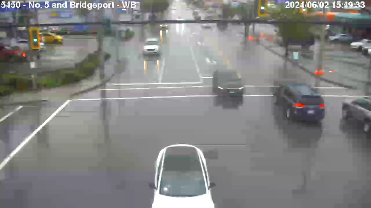 Live Camera Image: No. 5 Road at Bridgeport Road Westbound