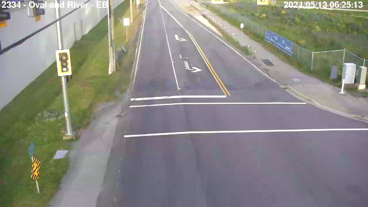 Live Camera Image: Oval Way at River Road Eastbound