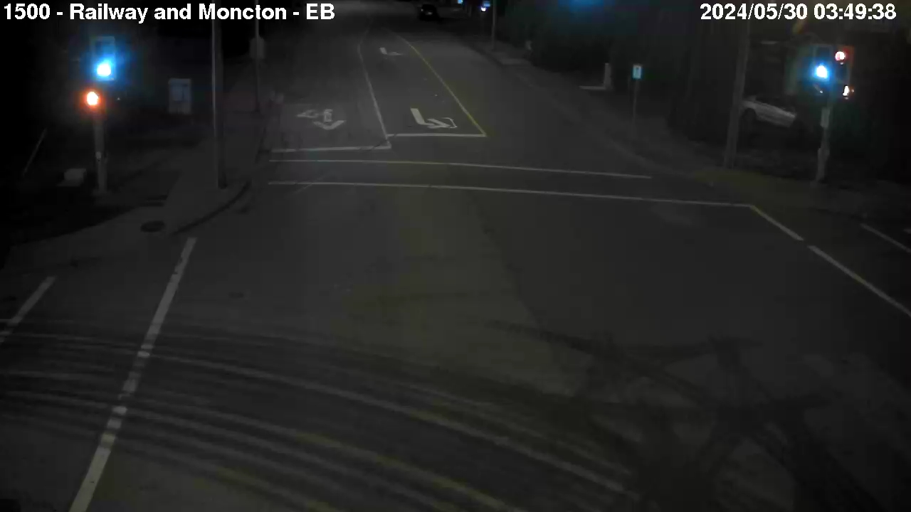 Live Camera Image: Railway Avenue at Moncton Street Eastbound