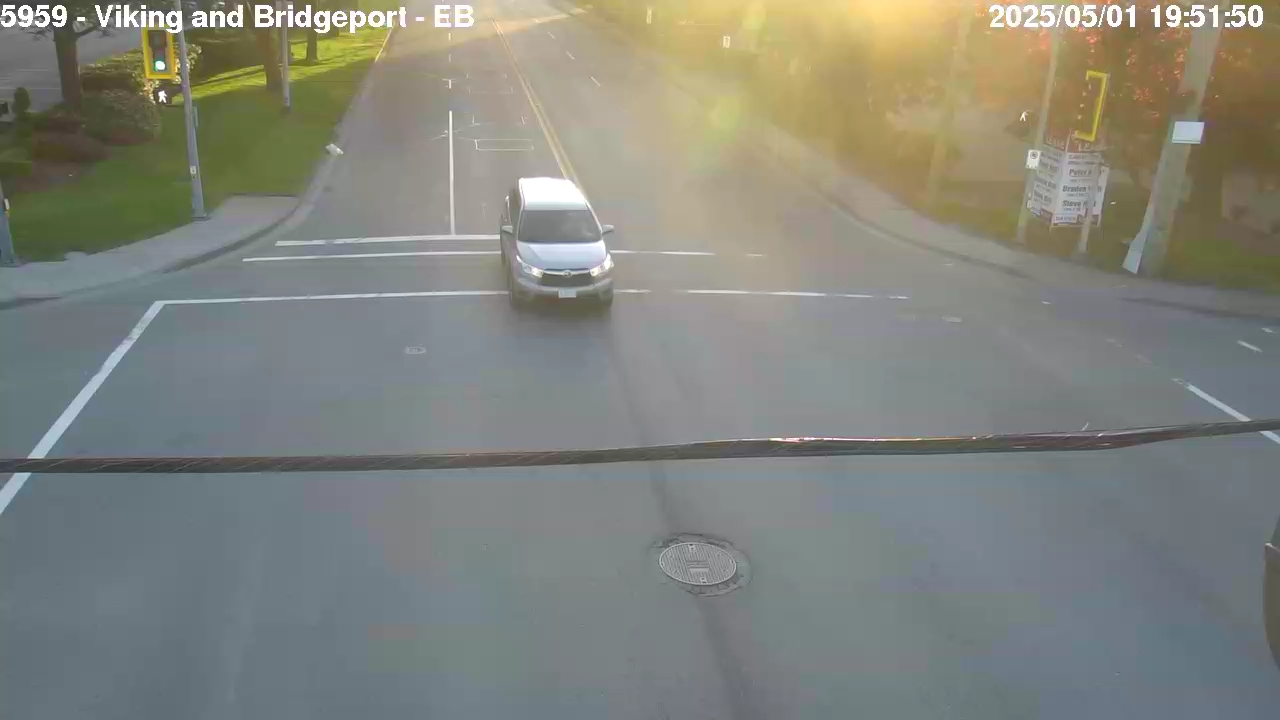 Live Camera Image: Viking Way at Bridgeport Road Eastbound